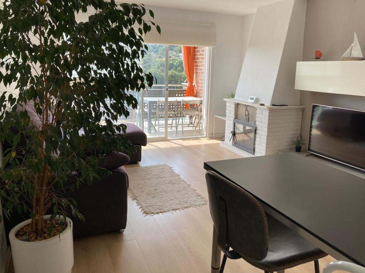 Apartamento Con Vistas Al Mar Castelldefels Esterno foto