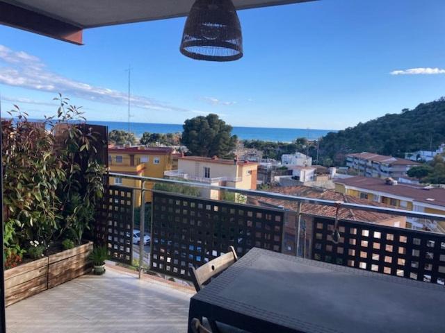 Apartamento Con Vistas Al Mar Castelldefels Esterno foto